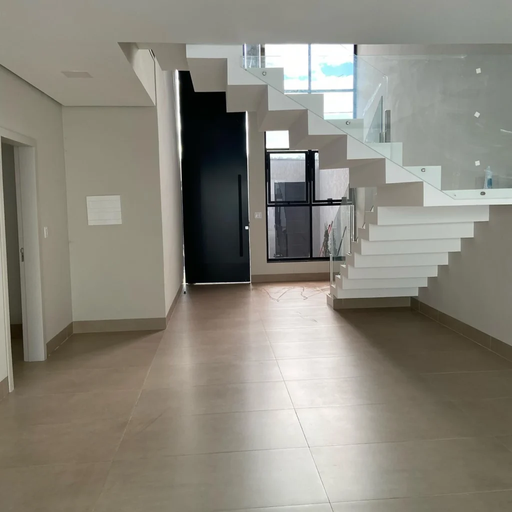 Ibituruna · Escada e luz — Registro da obra entregue · Foto 03