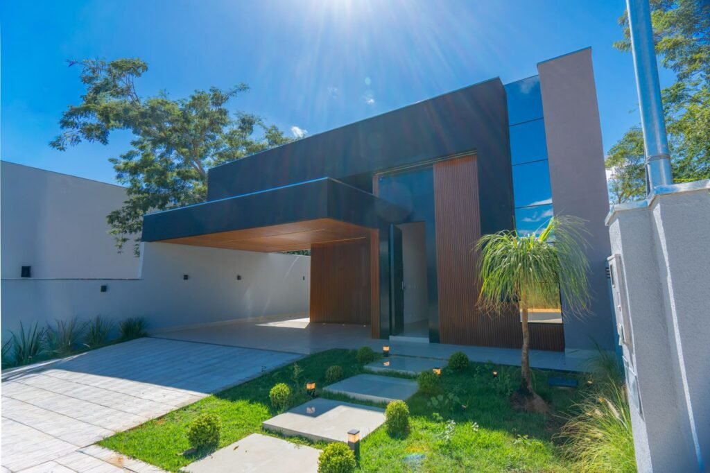 Mansão Pampulha Tennis — Entrada e paisagismo